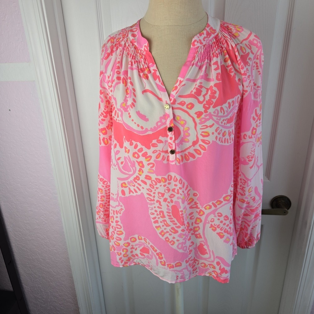 Lilly Pulitzer Elsa Smocked 100% Silk Top‎ Size XS White Pink Long Sleeved